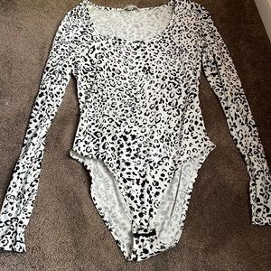 GAZE women’s bodysuit